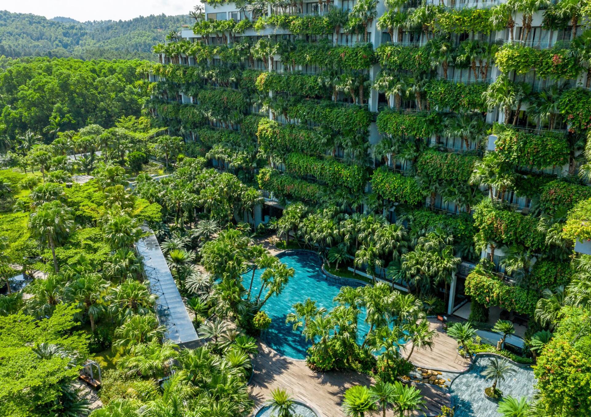 kienviet-toa-nha-forest-in-the-sky-cong-trinh-phu-xanh-boi-khu-rung-nhiet-doi-xanh-tuoi (27).jpg