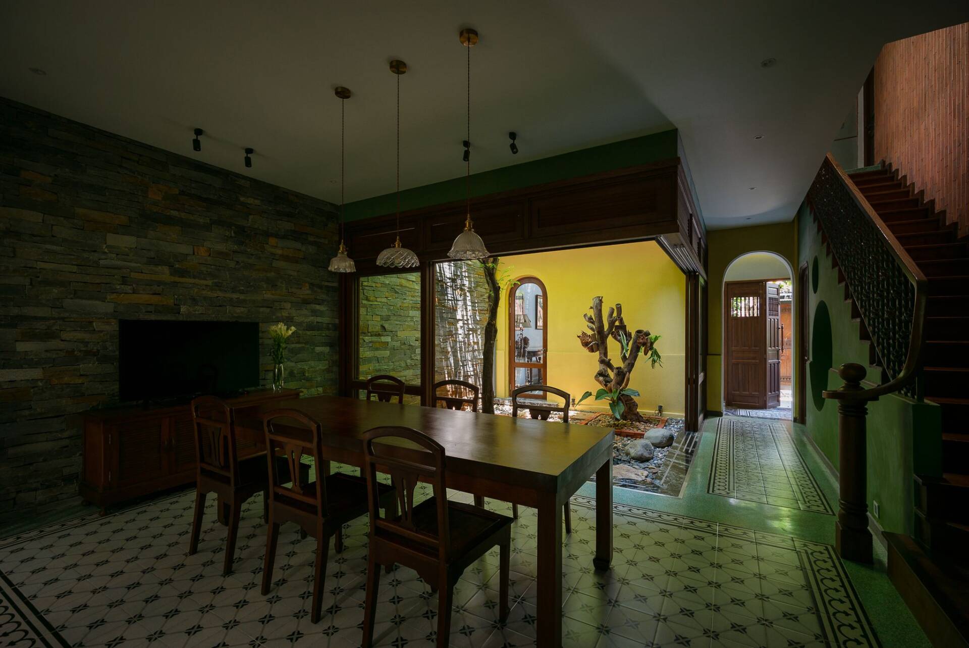 Memories House: Ngôi nhà gìn giữ ký ức xưa cũ | RISOU