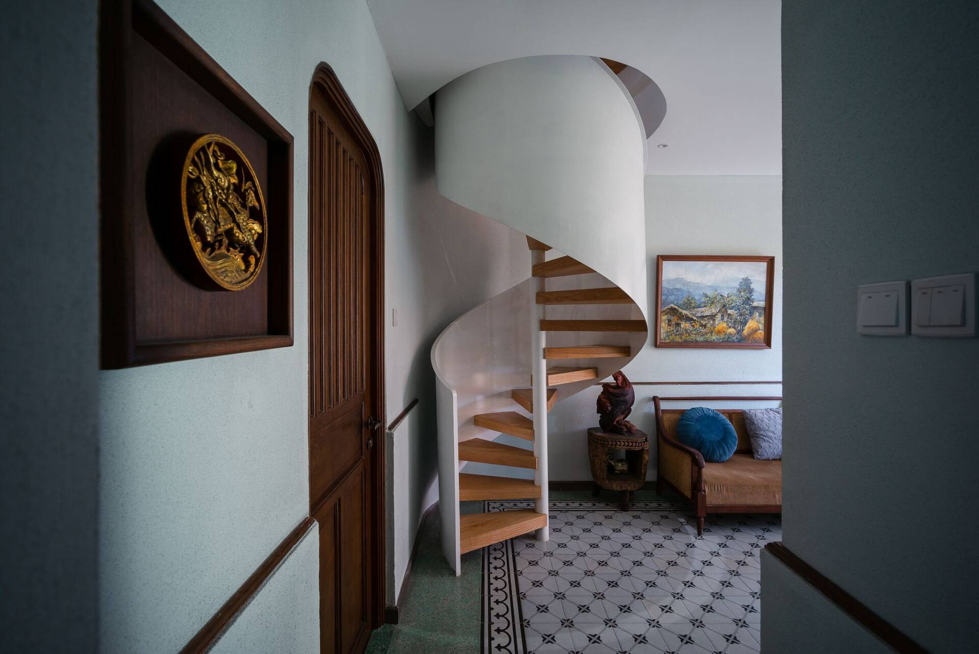 Memories House: Ngôi nhà gìn giữ ký ức xưa cũ | RISOU