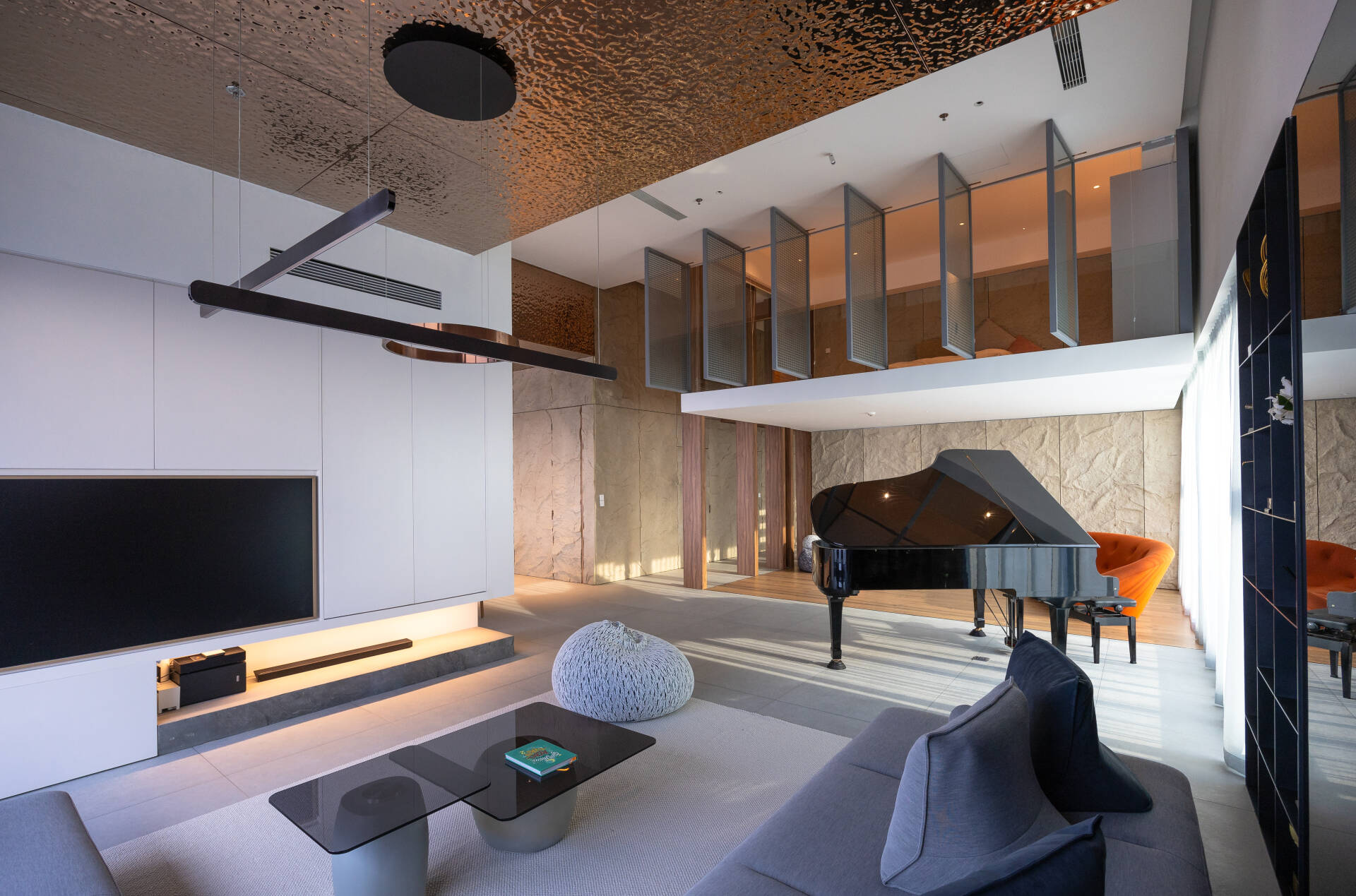 KaBuChin Penthouse: Thiết kế “mở” trong không gian tựa như hang động ...