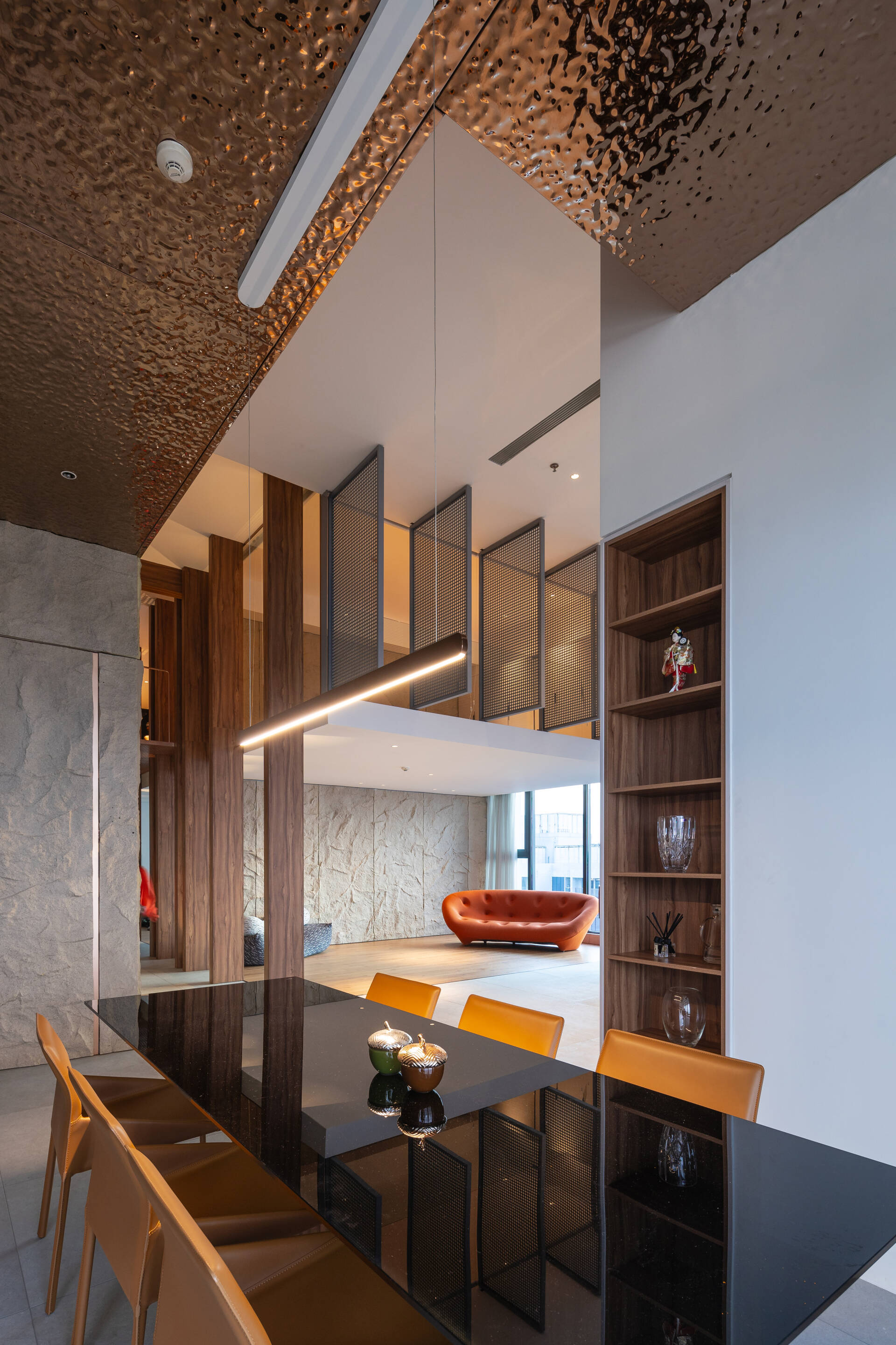 KaBuChin Penthouse: Thiết kế “mở” trong không gian tựa như hang động ...