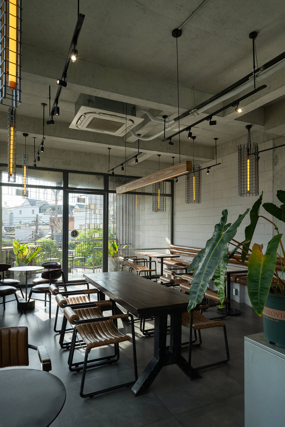 DEMETER BEANS II x D-APARTMENT - Cafe kết hợp căn hộ ở thành phố biển ...