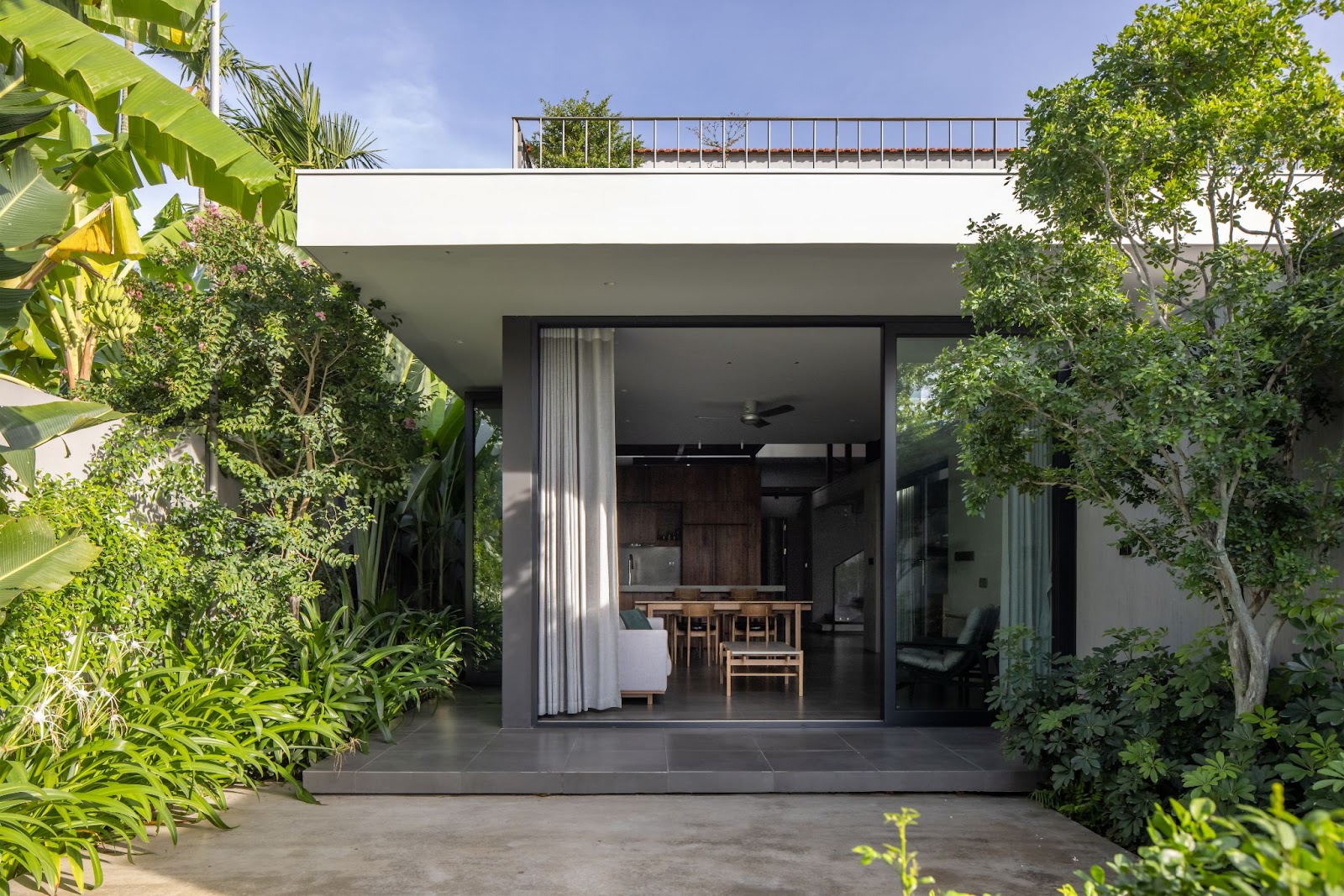 QN House - Tái hiện tinh thần quê hương trong hình thức kiến trúc hiện ...