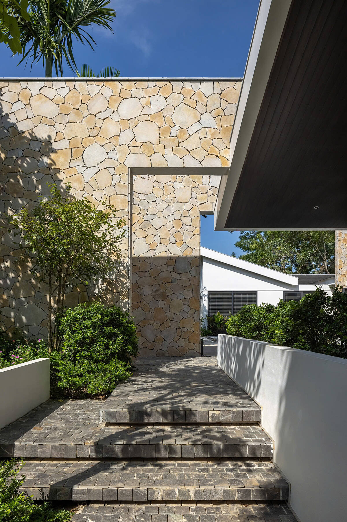 Kien-viet-thuong-xuan-villa-6.jpg