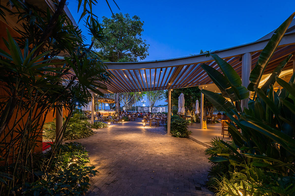 kienviet-KAYA - Mekong River Front Dining & Lounge-28.jpg
