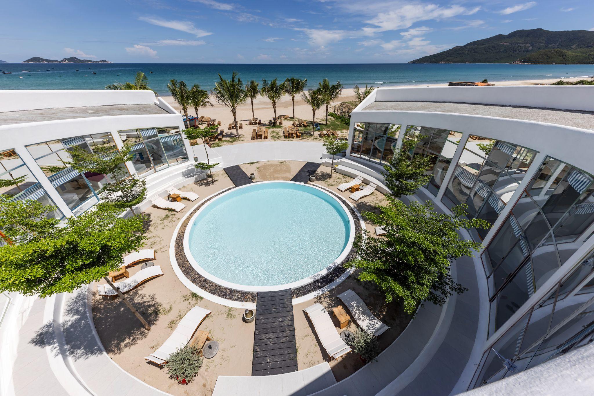 isea-boutique-resort-cau-truc-vong-tron-rong-mo-tam-nhin-trong-kien-truc-nghi-duong-pham-huu-son-architects_3.jpg