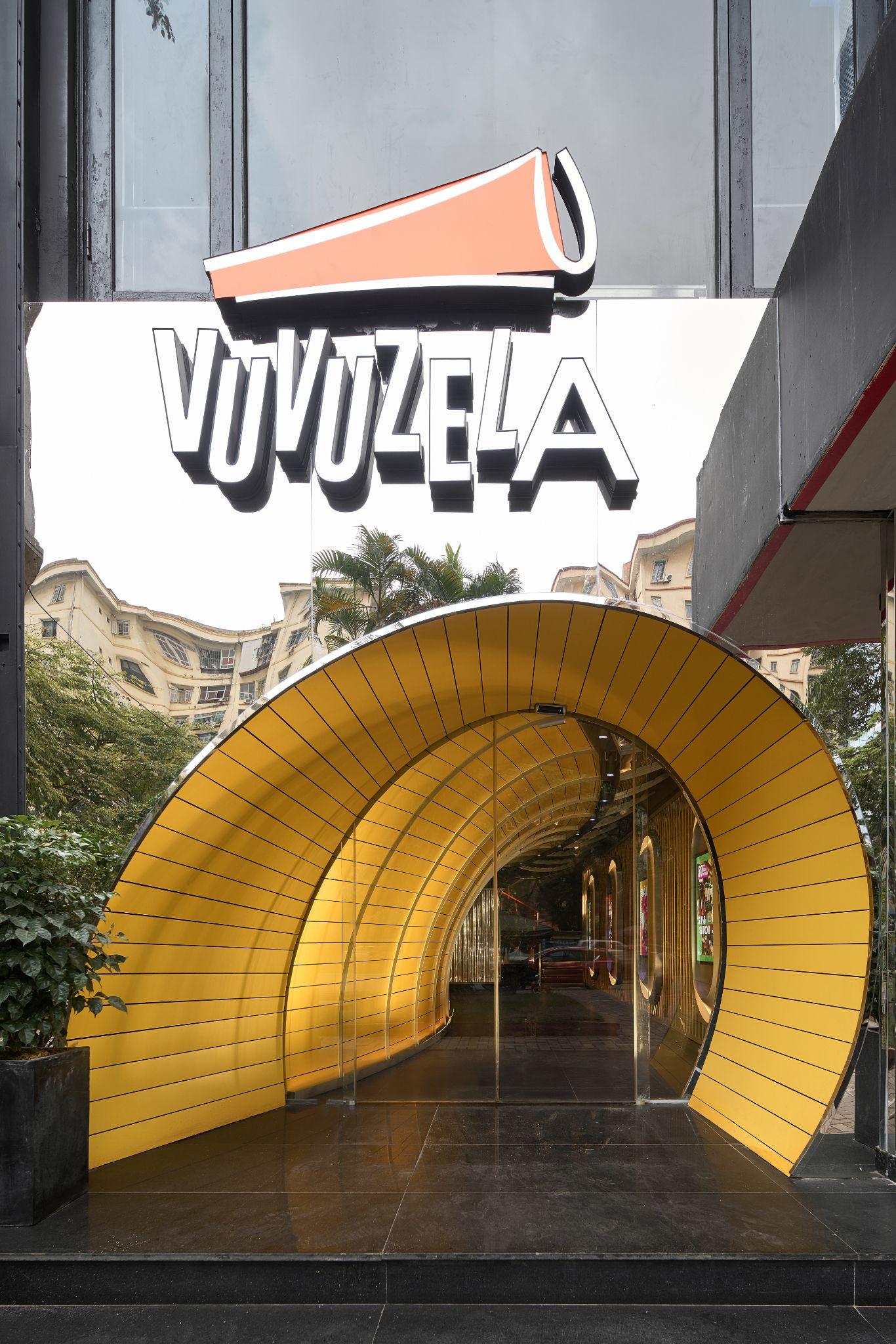 the-new-vuvuzela-bar-tai-nhan-dien-thuong-hieu-voi-cam-hung-industrial-sawa-deesign_3.jpg