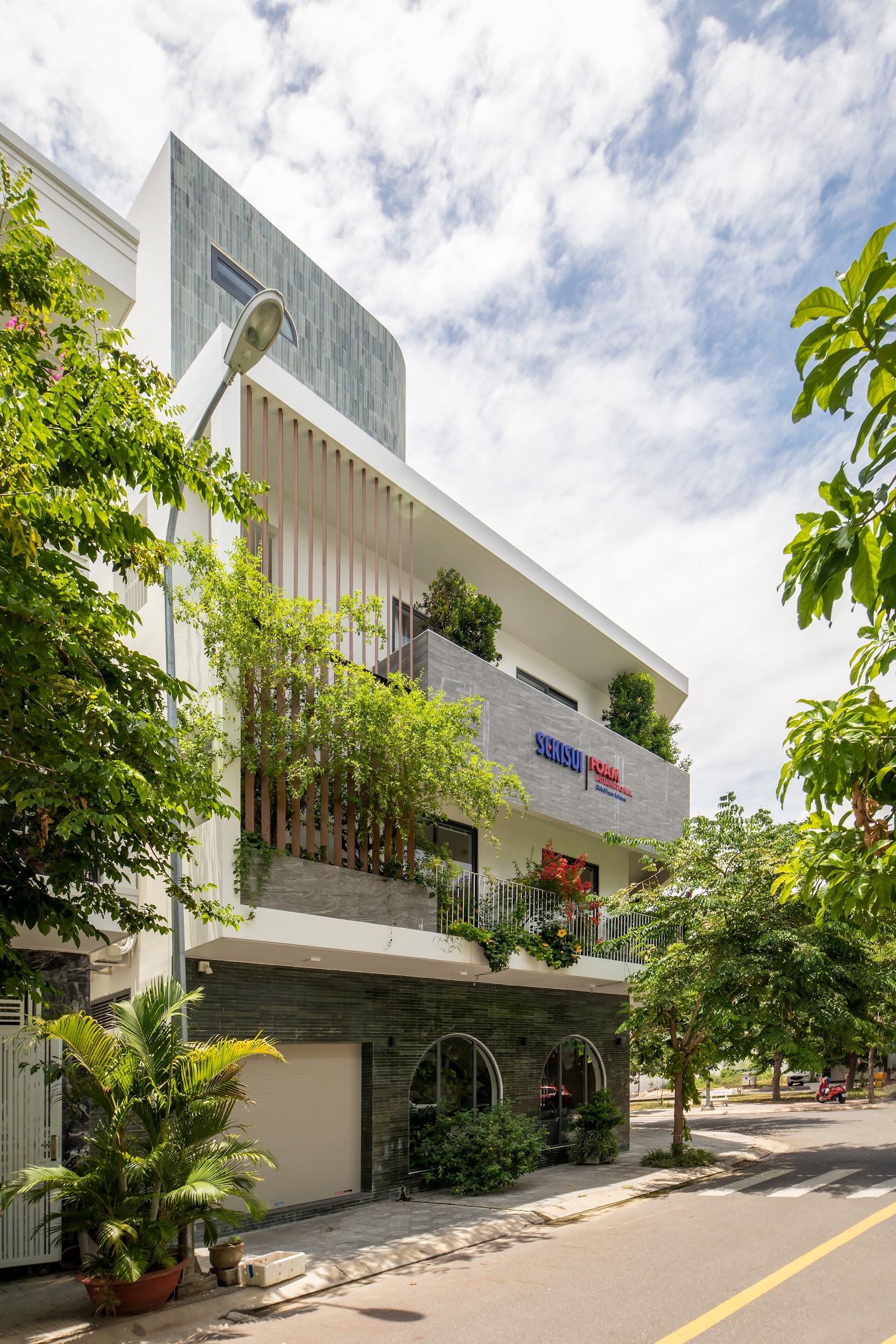 cbc-nha-trang-tu-nhien-trong-tung-nhip-song-ladesignstudio_4.jpg