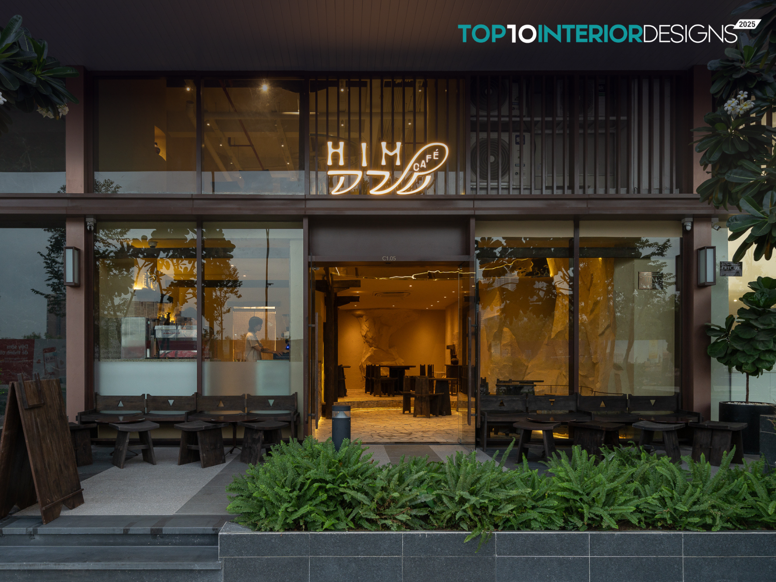 Him Café: Mang hơi thở vùng cao nguyên vào lòng đô thị hiện đại | Sawadeesign Studio