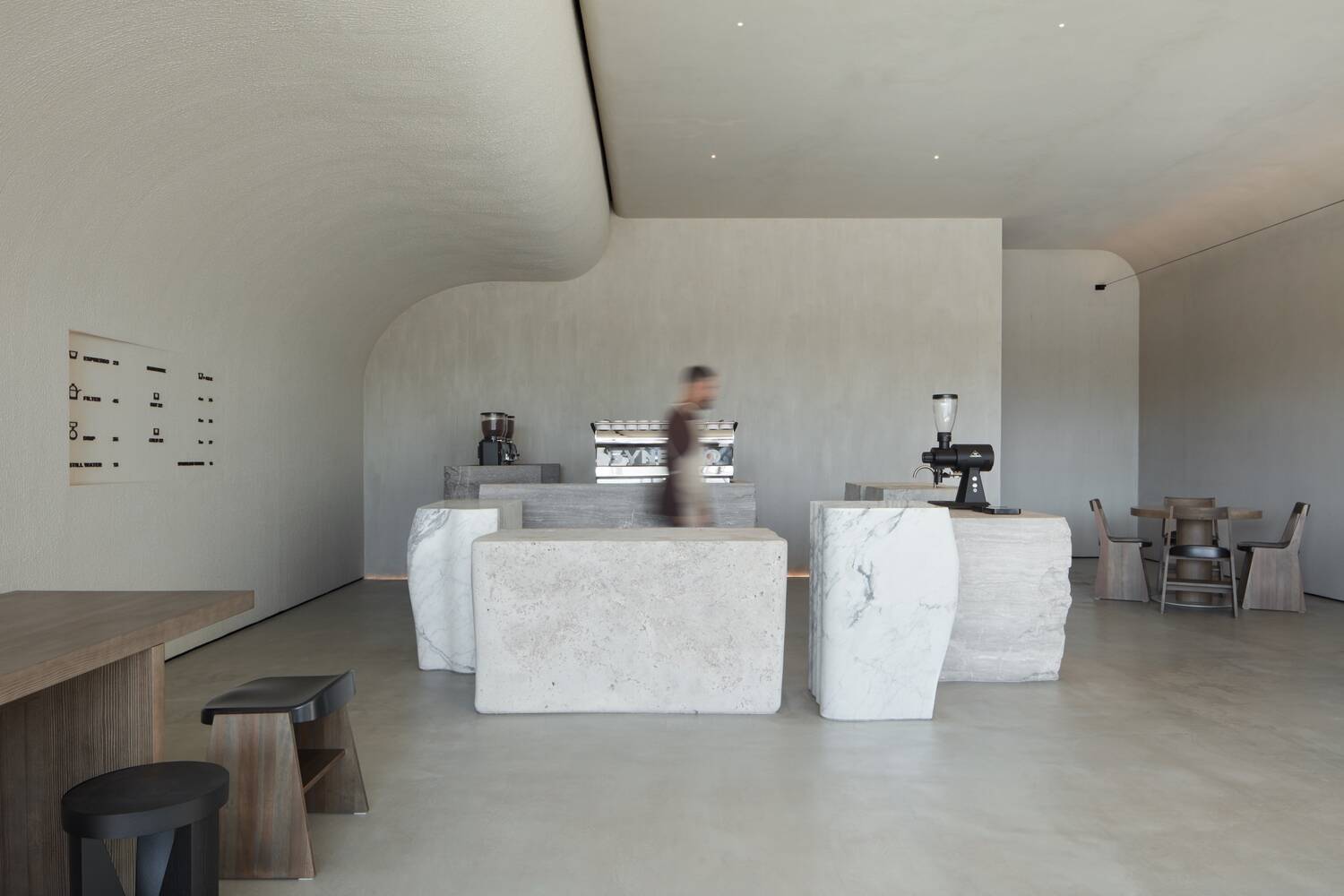 Orijins Coffee Shop: Vẻ đẹp từ sự ‘bất toàn’ của tự nhiên