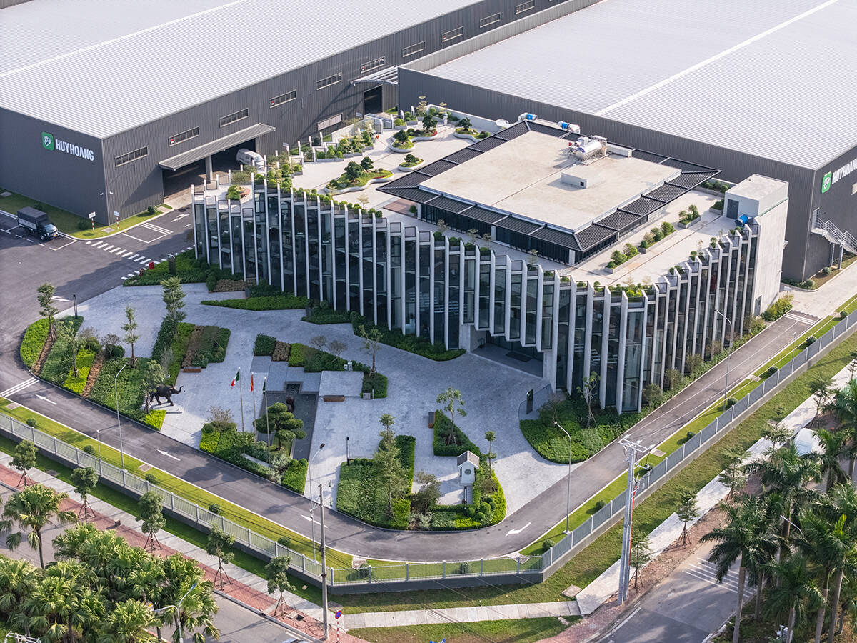 Nhà máy Khóa Huy Hoàng vinh danh tại Architecture Master Prize 2025: Dấu ấn kiến trúc công nghiệp Việt trên bản đồ thế giới