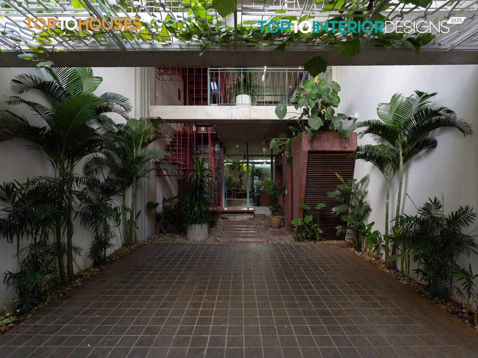 TIMELESS HOUSE: Không gian sống mộc mạc và thích ứng khí hậu giữa lòng đô thị | H2 + KAA Design