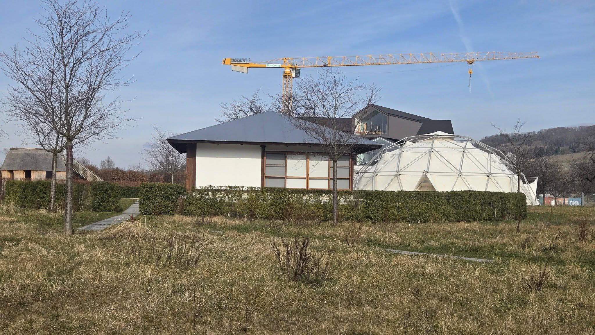 vitra-campus-khi-kien-truc-la-chien-luoc-dinh-vi-cua-mot-de-che_4.jpg