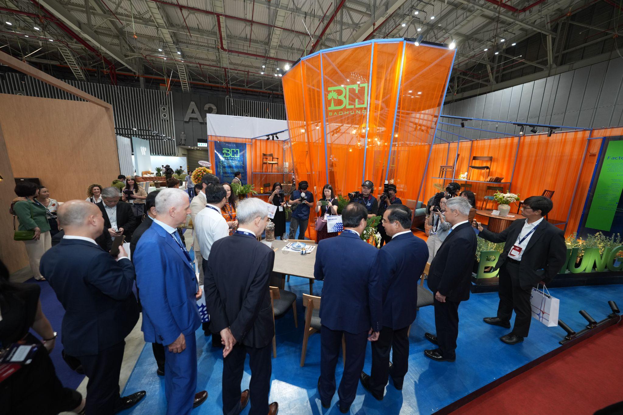 hawaexpo-2026-khai-mac-voi-hon-2500-gian-hang-noi-that_3.jpg