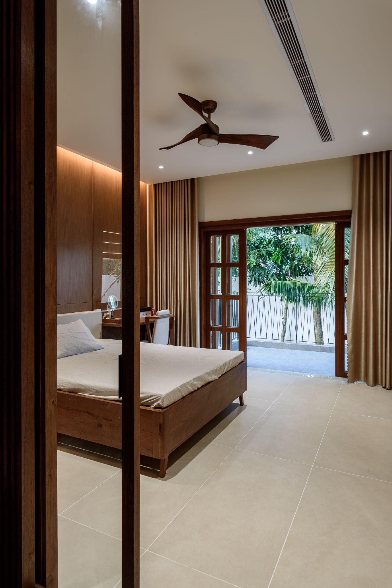 my-tho-villa-to-chuc-khong-gian-xoay-quanh-trai-tim-bep-viet-lee-architects_21.jpg