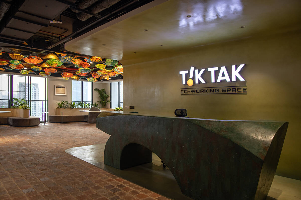 Tái hiện tinh thần Hồ Tây trong không gian làm việc: TikTak Co-Working Space | AfA Design