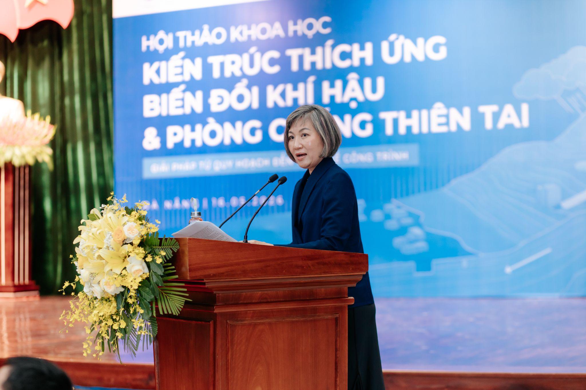 nhin-lai-hoi-thao-kien-truc-thich-ung-bien-doi-khi-hau-va-phong-chong-thien-tai-giai-phap-tu-quy-hoach-den-thiet-ke-cong-trinh_14.jpg
