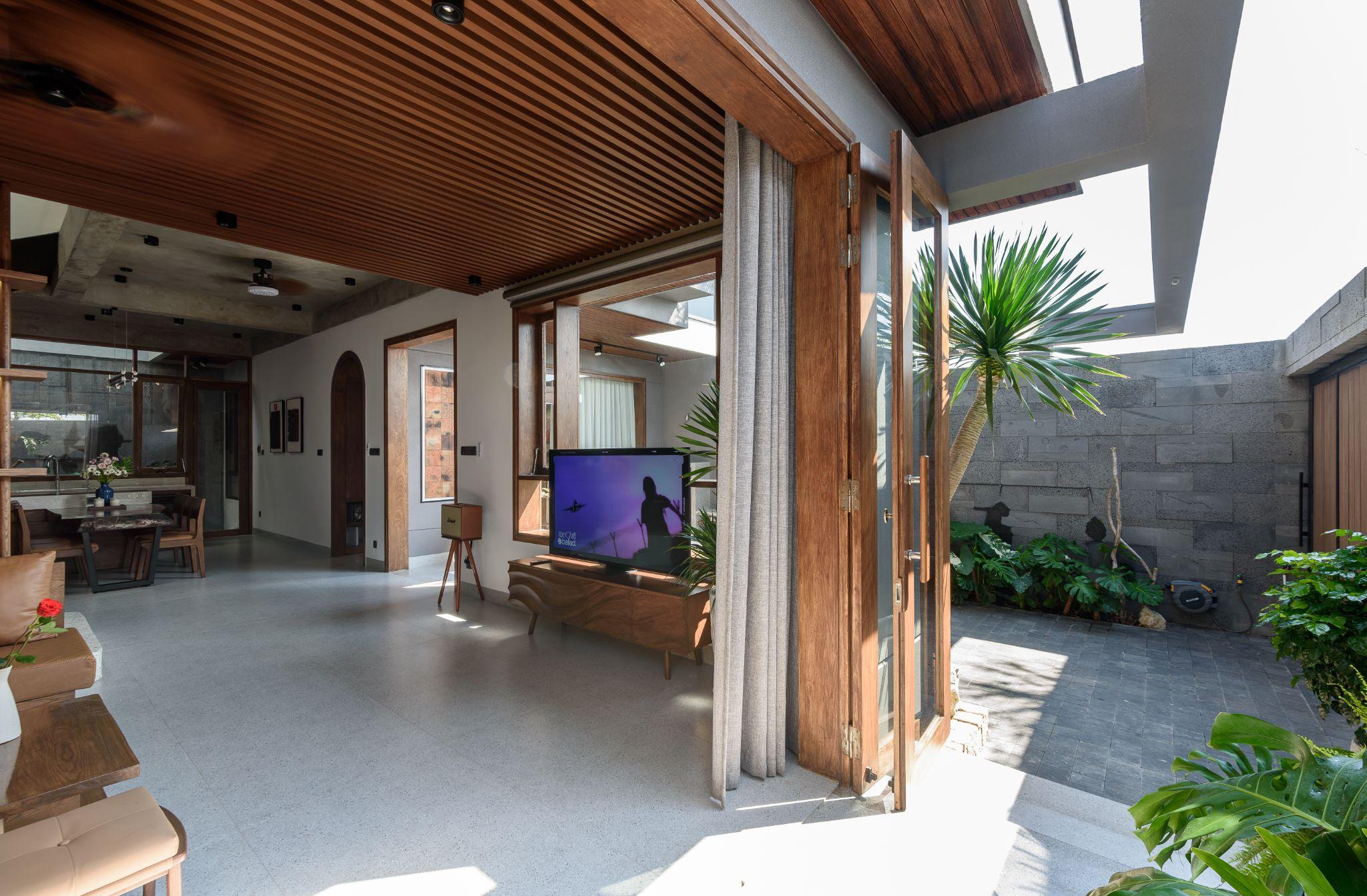 dan-house-tai-cau-truc-nha-o-mien-trung-duoi-ap-luc-khi-hau-simba-architects_10.jpg