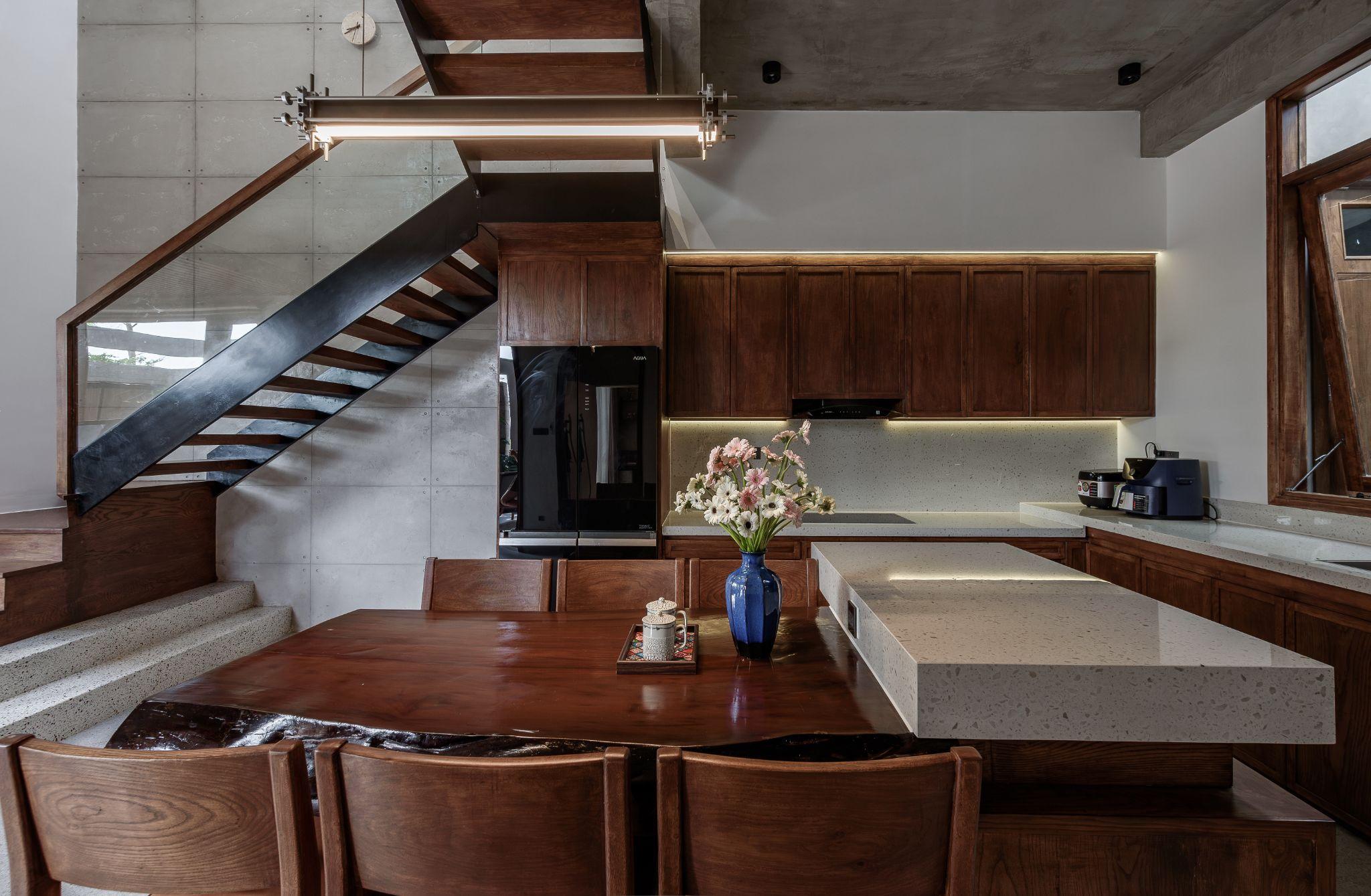 dan-house-tai-cau-truc-nha-o-mien-trung-duoi-ap-luc-khi-hau-simba-architects_13.jpg