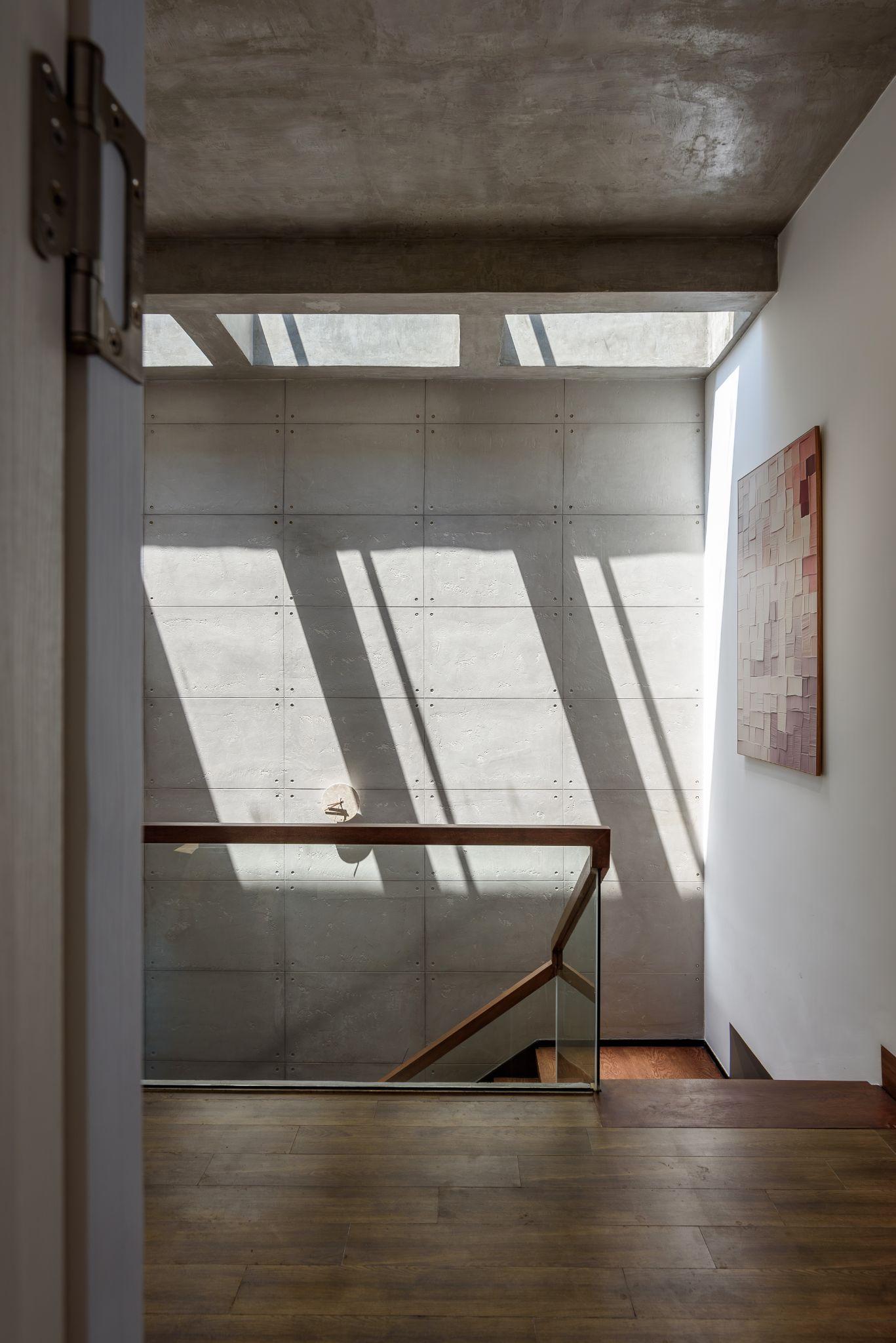 dan-house-tai-cau-truc-nha-o-mien-trung-duoi-ap-luc-khi-hau-simba-architects_27.jpg