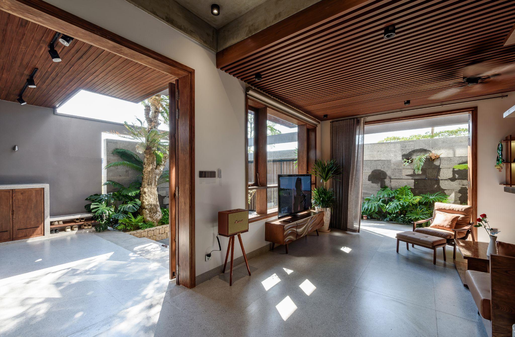 dan-house-tai-cau-truc-nha-o-mien-trung-duoi-ap-luc-khi-hau-simba-architects_7.jpg