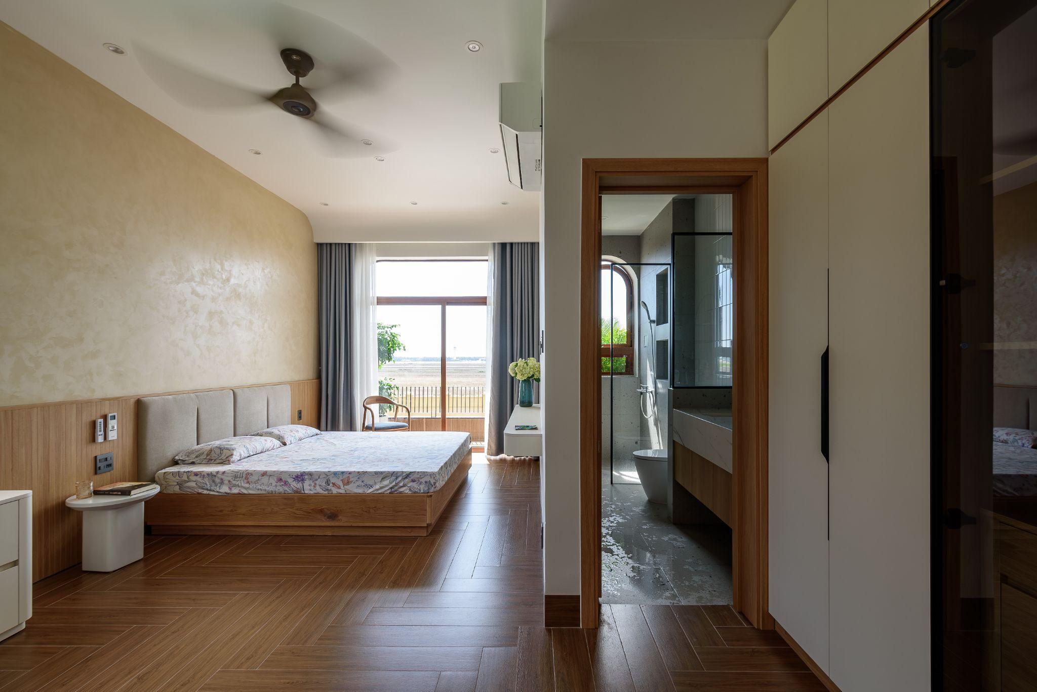 dream-house-nha-pho-lech-tang-de-cao-ket-noi-gia-dinh-va-thong-gio-tu-nhien-simba-architects_5.jpg