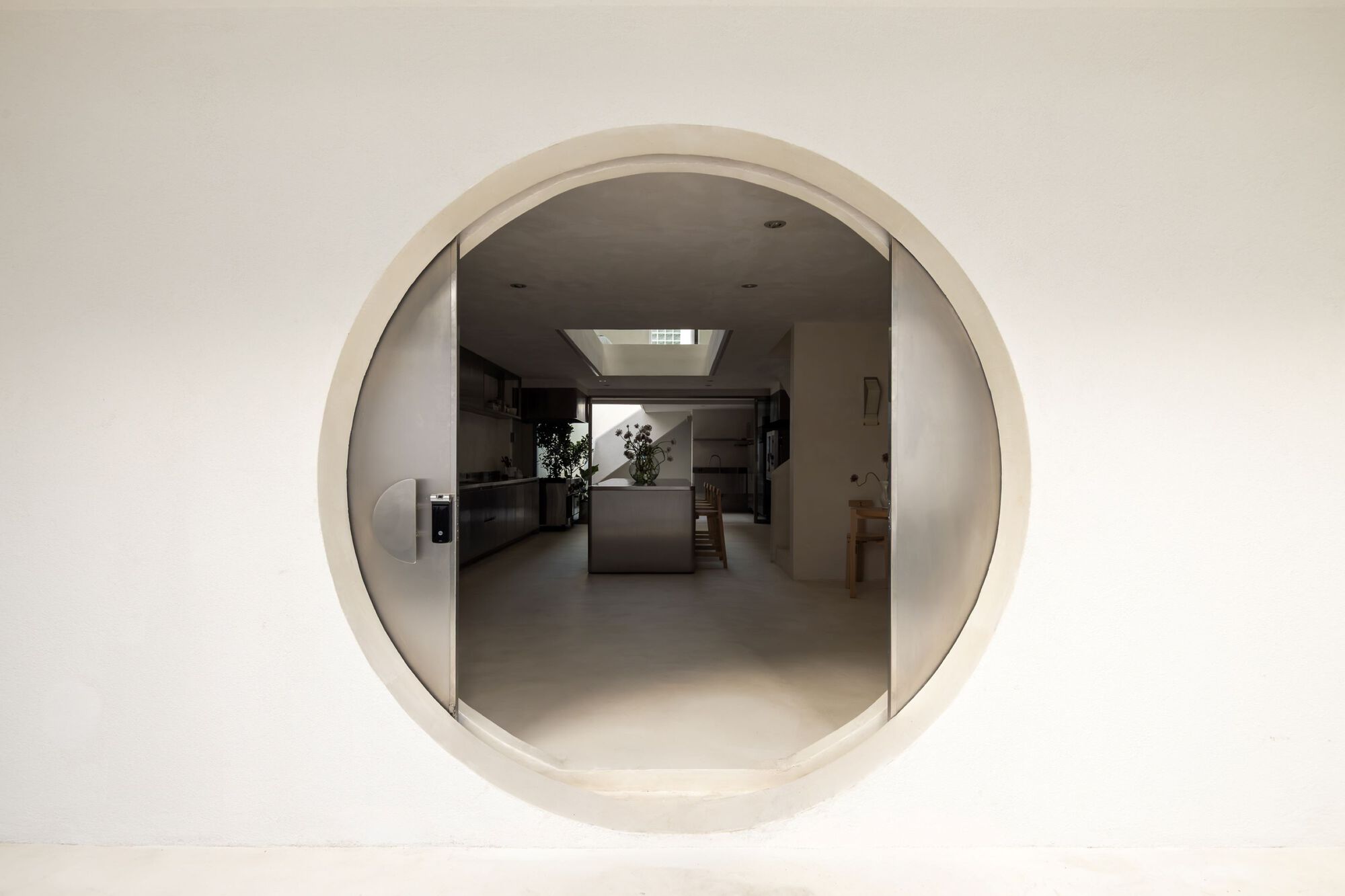 gio-kitchen-atelier-chuyen-doi-nha-pho-thanh-khong-gian-bep-sang-tao-da-chuc-nang-tai-sao-paulo-nmdmarq_8.jpg