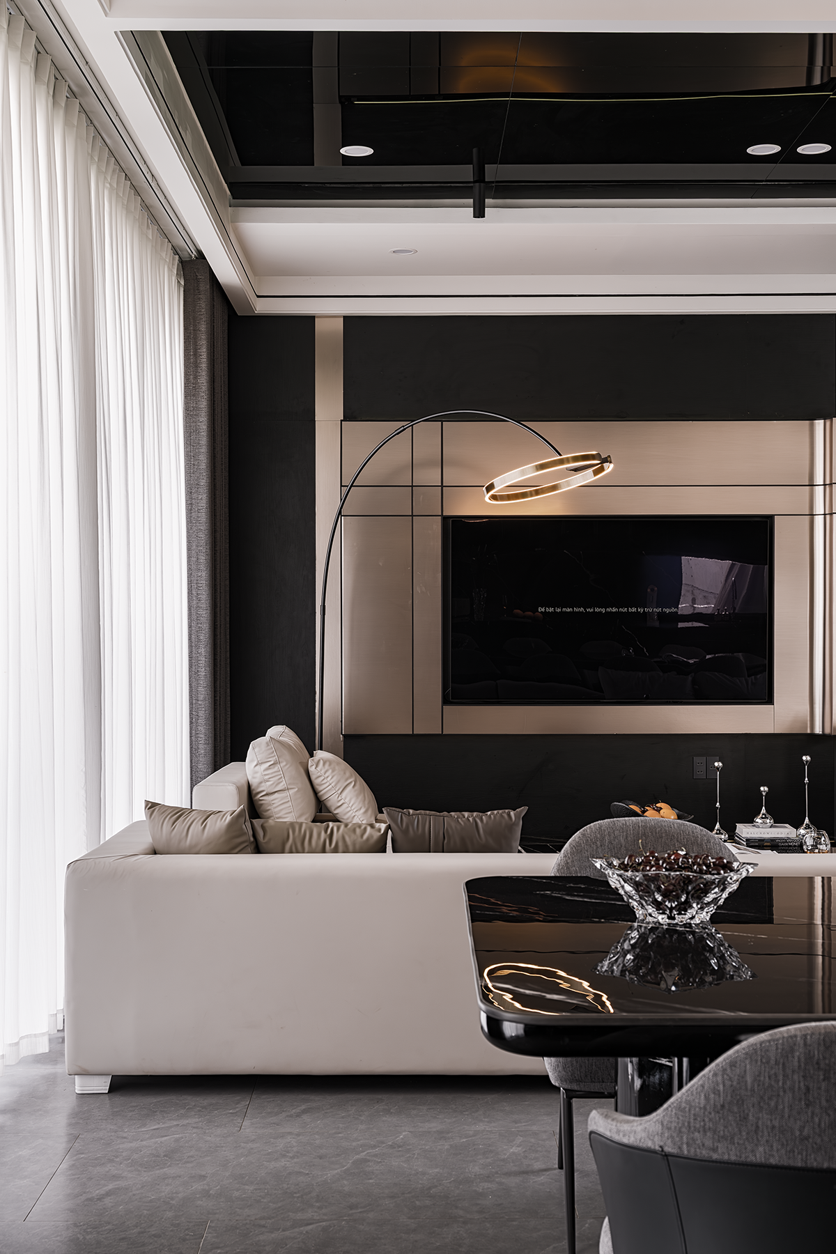 Black House: Khi sắc tối trở thành ngôn ngữ của sự bình yên | Alpha Decor