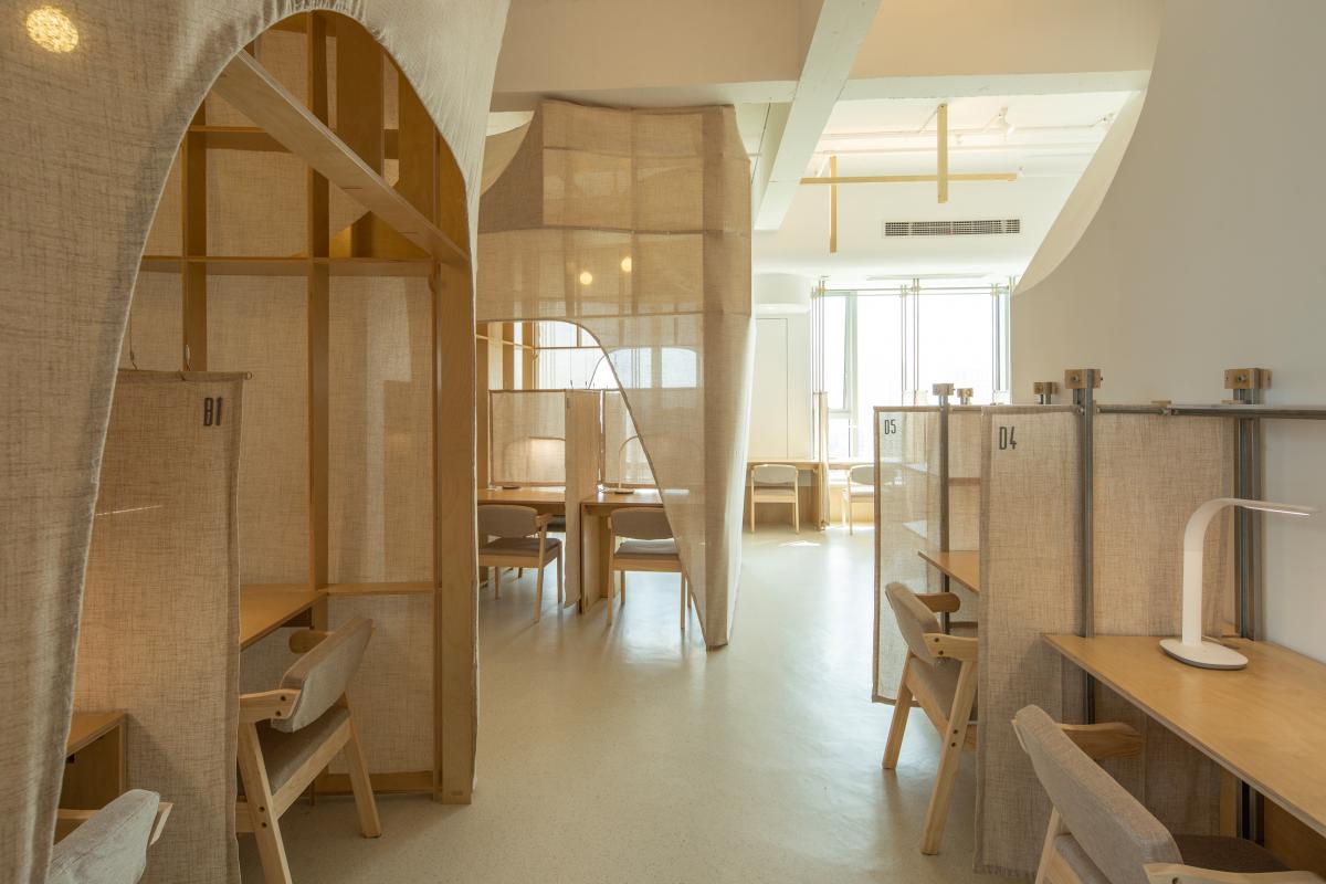 skyline-self-study-room-khong-gian-tu-hoc-lay-cam-hung-tu-canh-quan-tai-thuong-hai_4.jpg