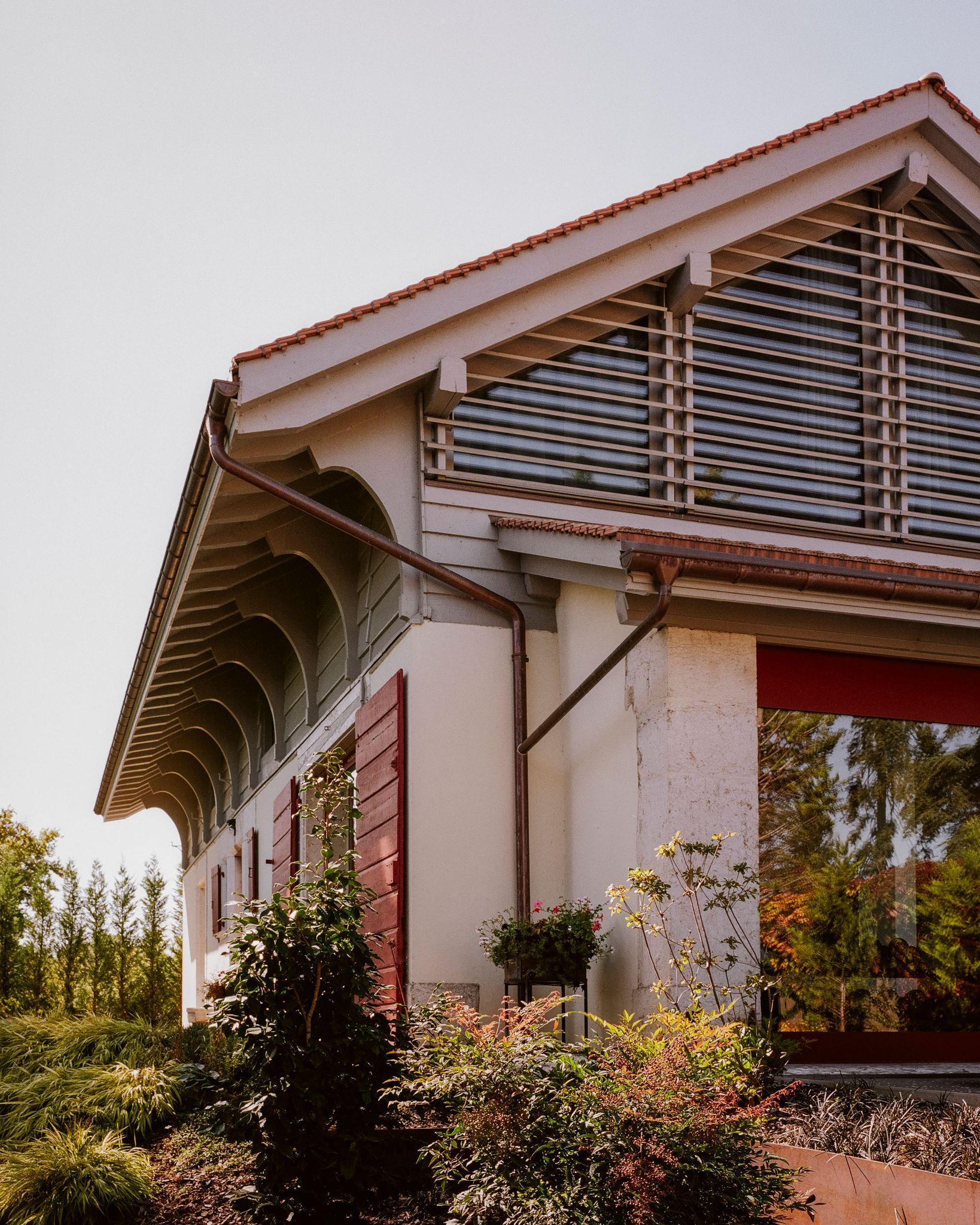 bellevue-villa-cai-tao-biet-thu-ven-ho-theo-huong-ben-vung-tai-geneva-g8a-architecture-urban-planning_3.jpg
