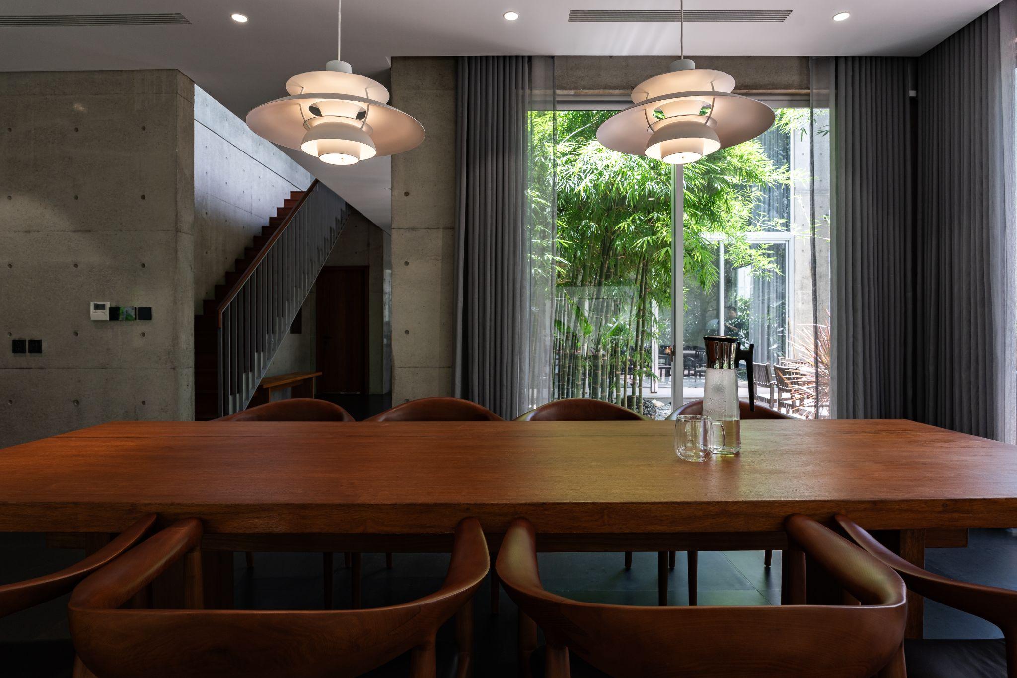 house-k-nha-be-tong-tran-ket-noi-con-nguoi-voi-thien-nhien-mien-trung-hgaa-architects_11.jpg