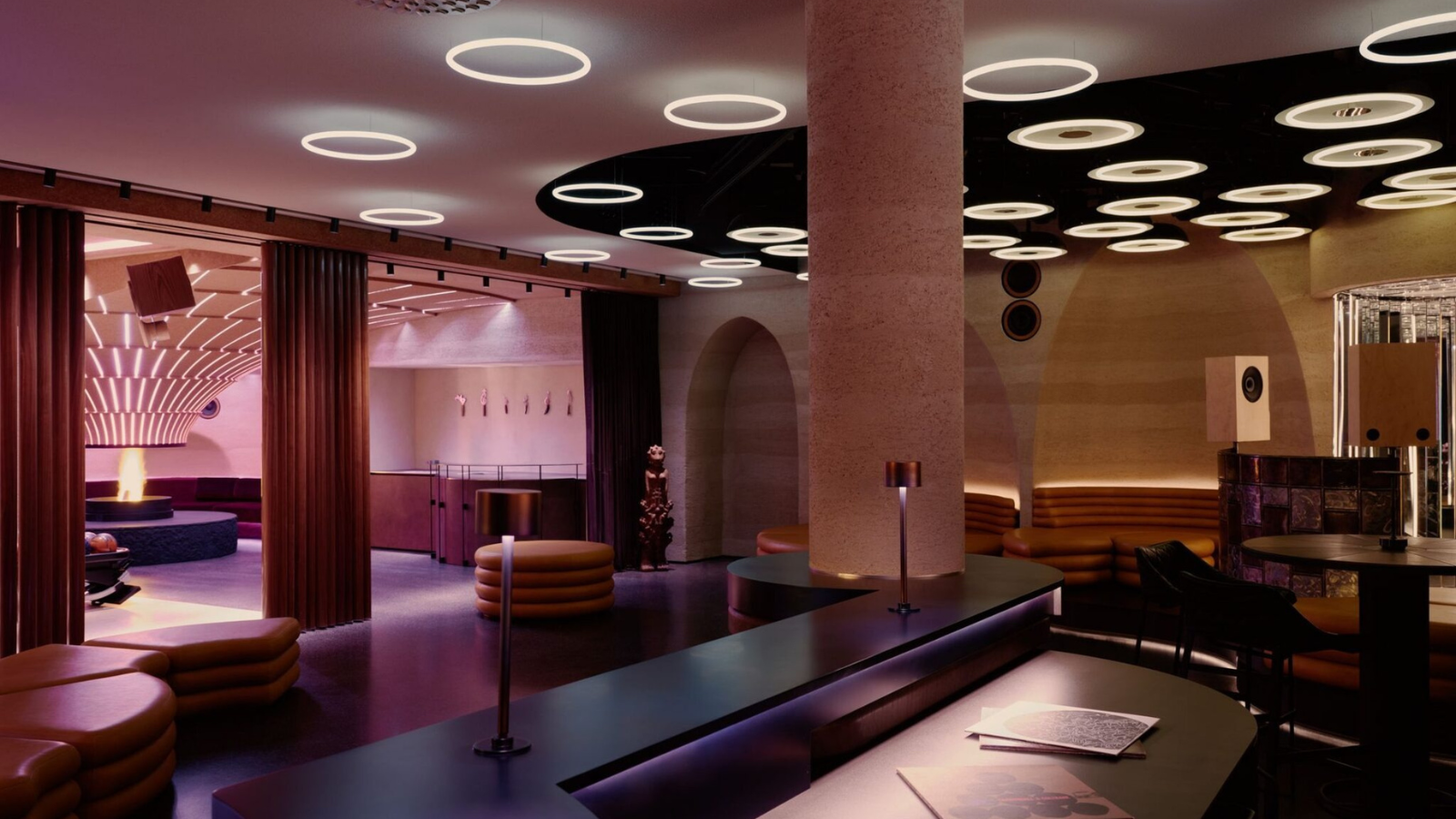 Thiết kế nightclub Play tại Gstaad: Không gian giải trí giày cảm xúc của Studio Karhard