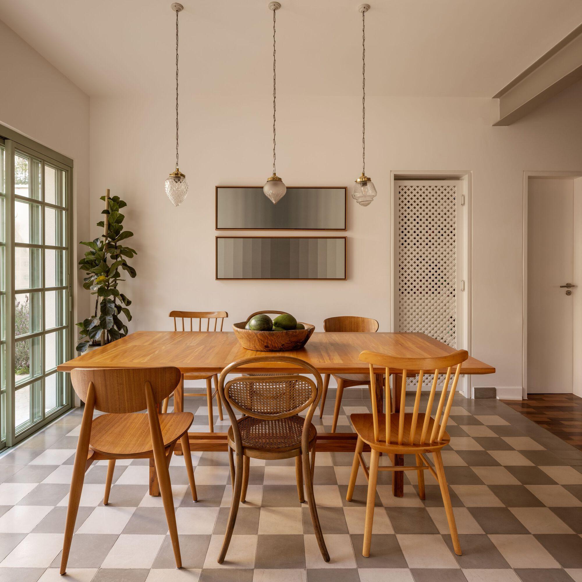 limoeiro-house-hanh-trinh-hoi-sinh-ngoi-nha-tu-thap-nien-1940-mana-arquitetura_6.jpg