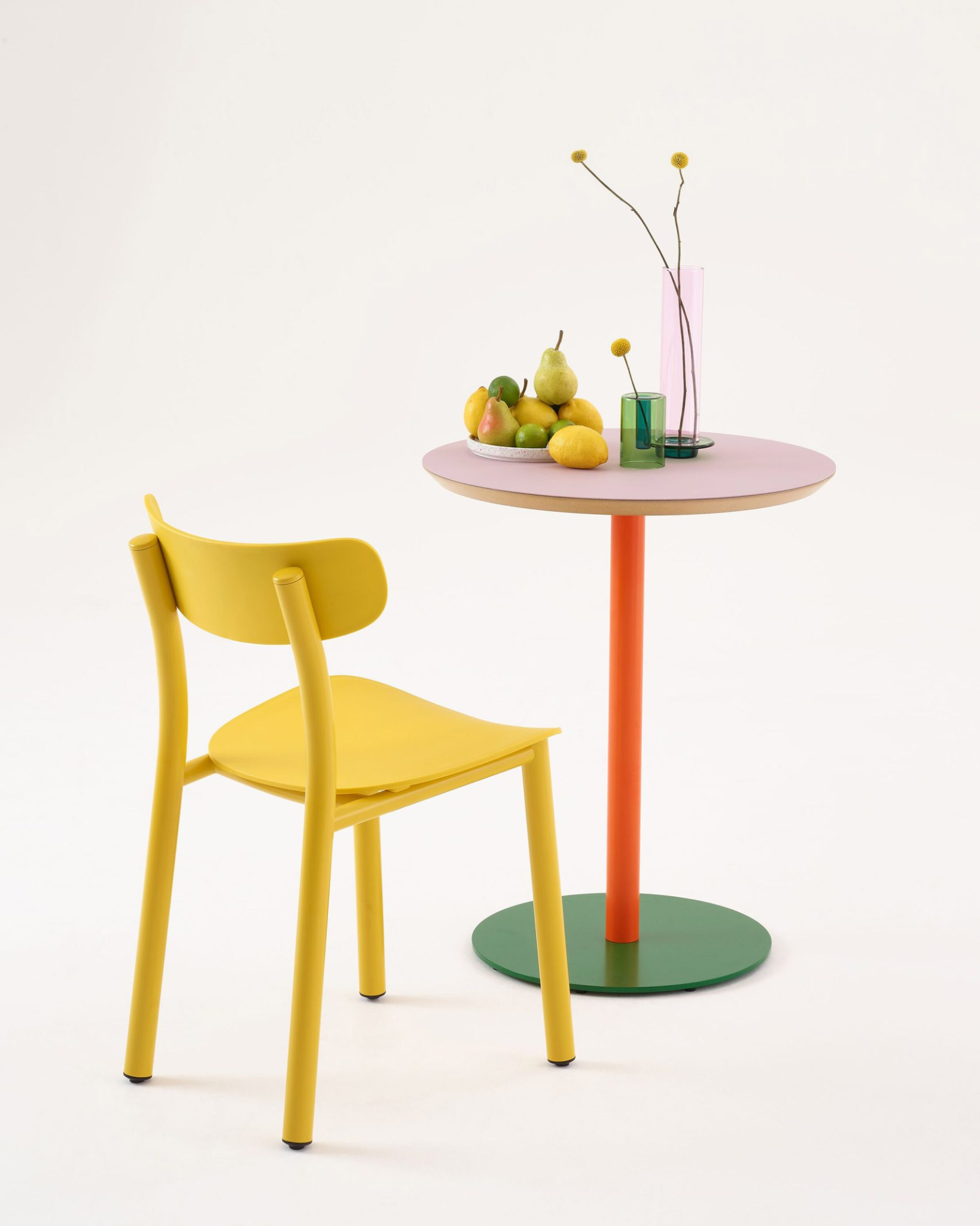 lotti-ghe-cafe-toi-gian-cua-keiji-takeuchi-danh-cho-naughtone_2.png