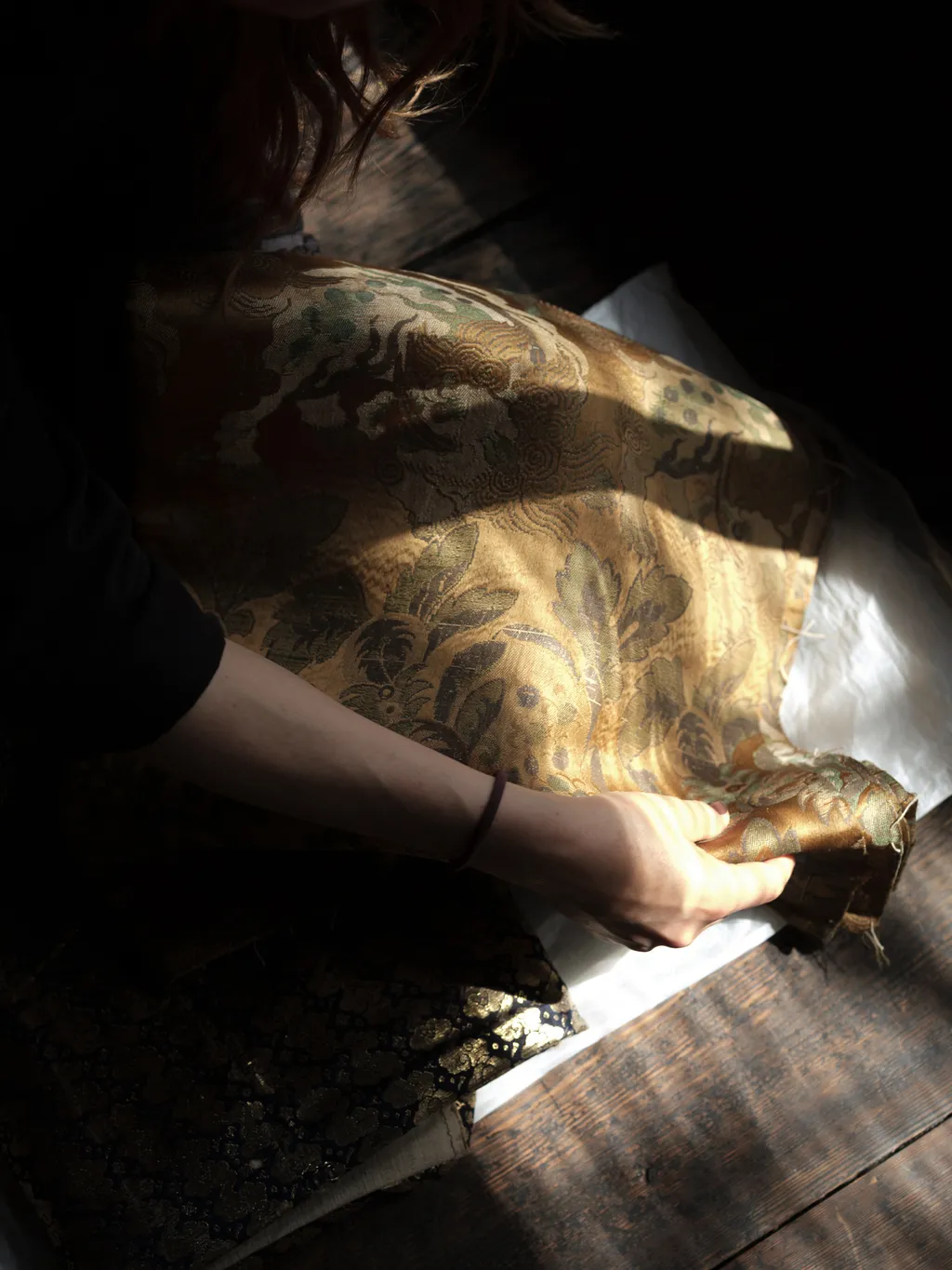 mae-engelgeer-va-hanh-trinh-tai-dien-giai-di-san-det-may-nhat-ban-tai-kyoto_14.png