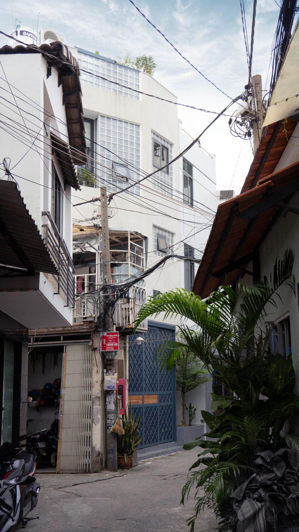rubik-house-xoay-khoi-cong-nang-de-toi-uu-ngoi-nha-20m2-tai-tphcm-bdoup-architects_2.jpg
