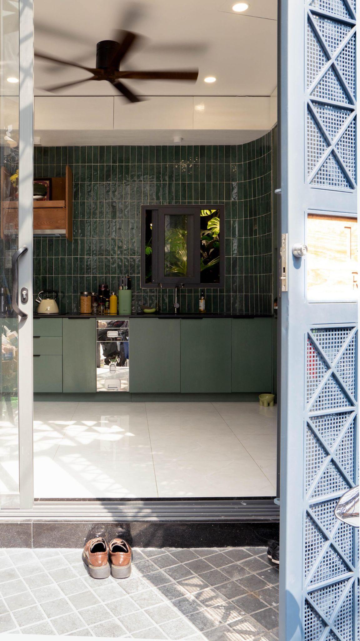 rubik-house-xoay-khoi-cong-nang-de-toi-uu-ngoi-nha-20m2-tai-tphcm-bdoup-architects_5.jpg