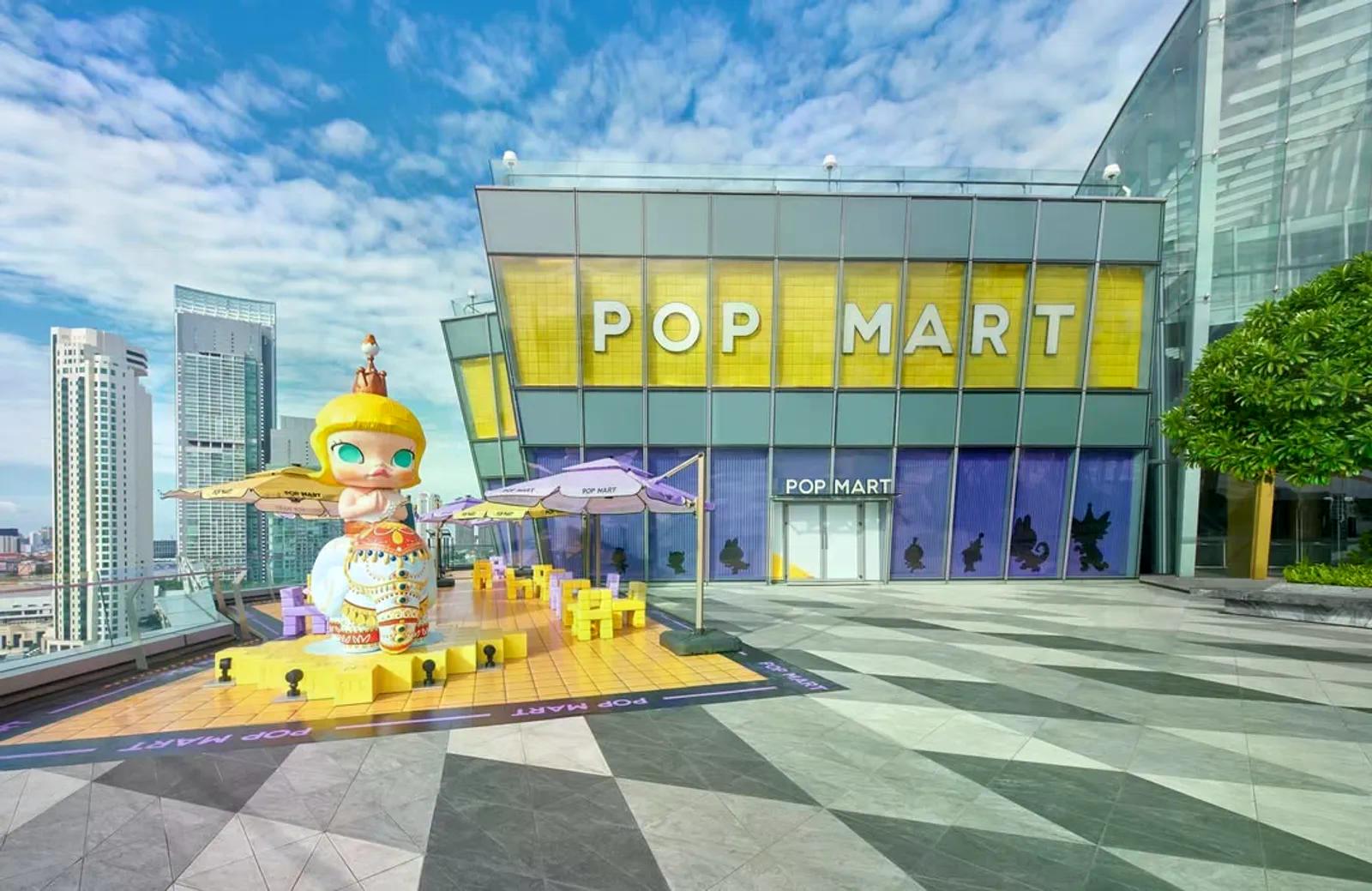 ben-trong-popmart-iconsiam-khong-gian-ban-le-da-sac-mau-lay-cam-hung-tu-van-hoa-thai-lan_2.jpg