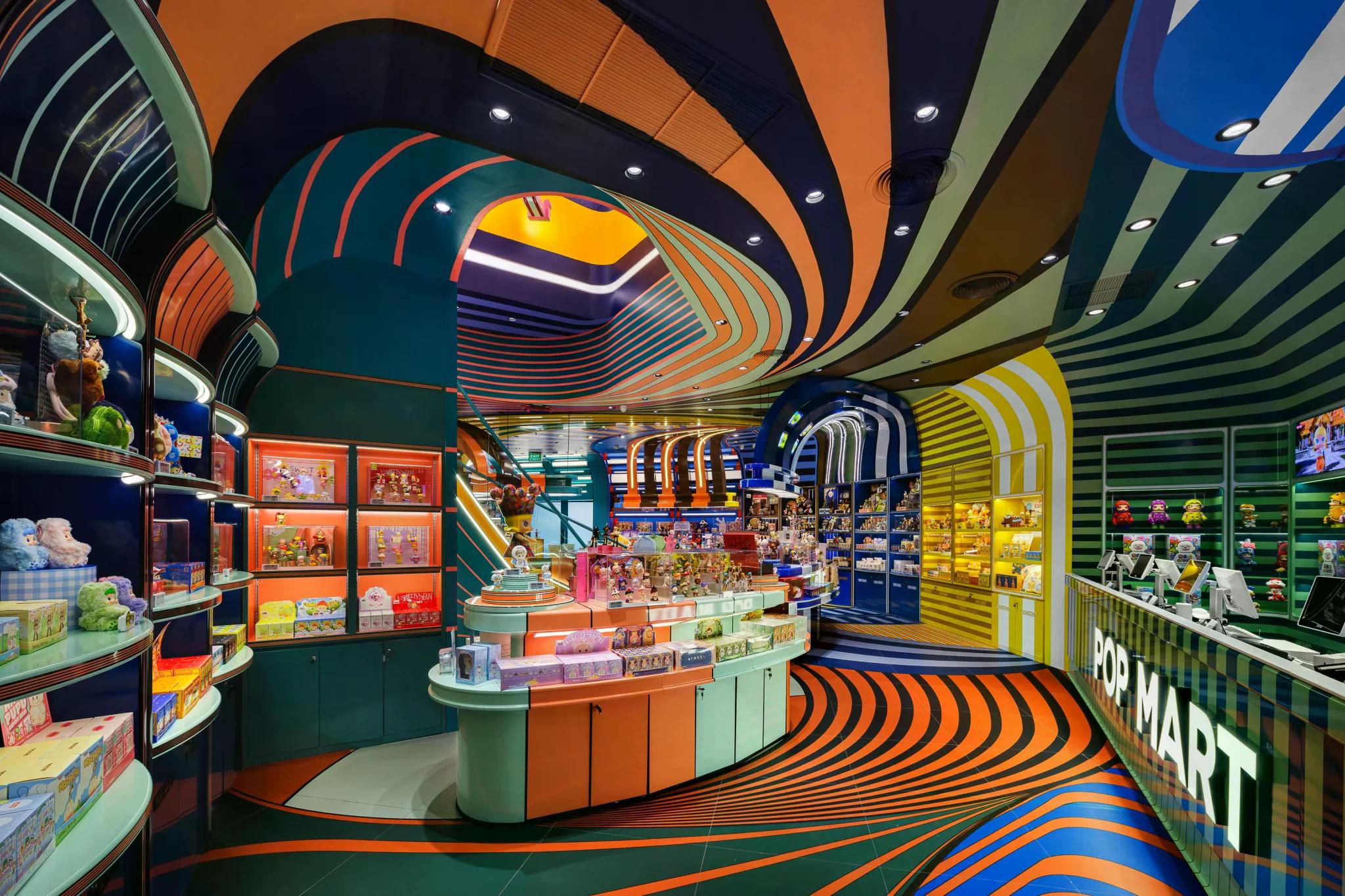 ben-trong-popmart-iconsiam-khong-gian-ban-le-da-sac-mau-lay-cam-hung-tu-van-hoa-thai-lan_3.jpg