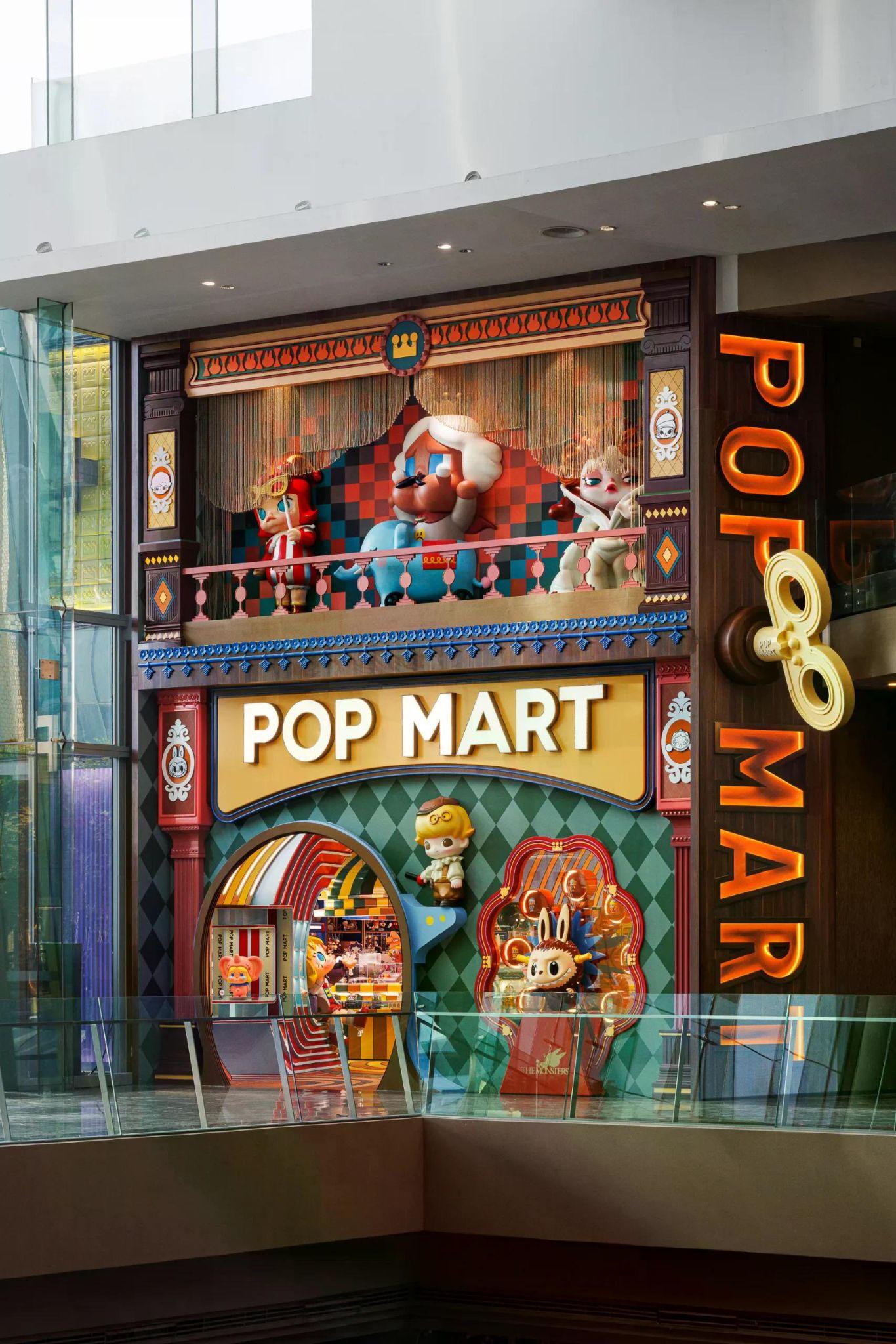 ben-trong-popmart-iconsiam-khong-gian-ban-le-da-sac-mau-lay-cam-hung-tu-van-hoa-thai-lan_8.jpg