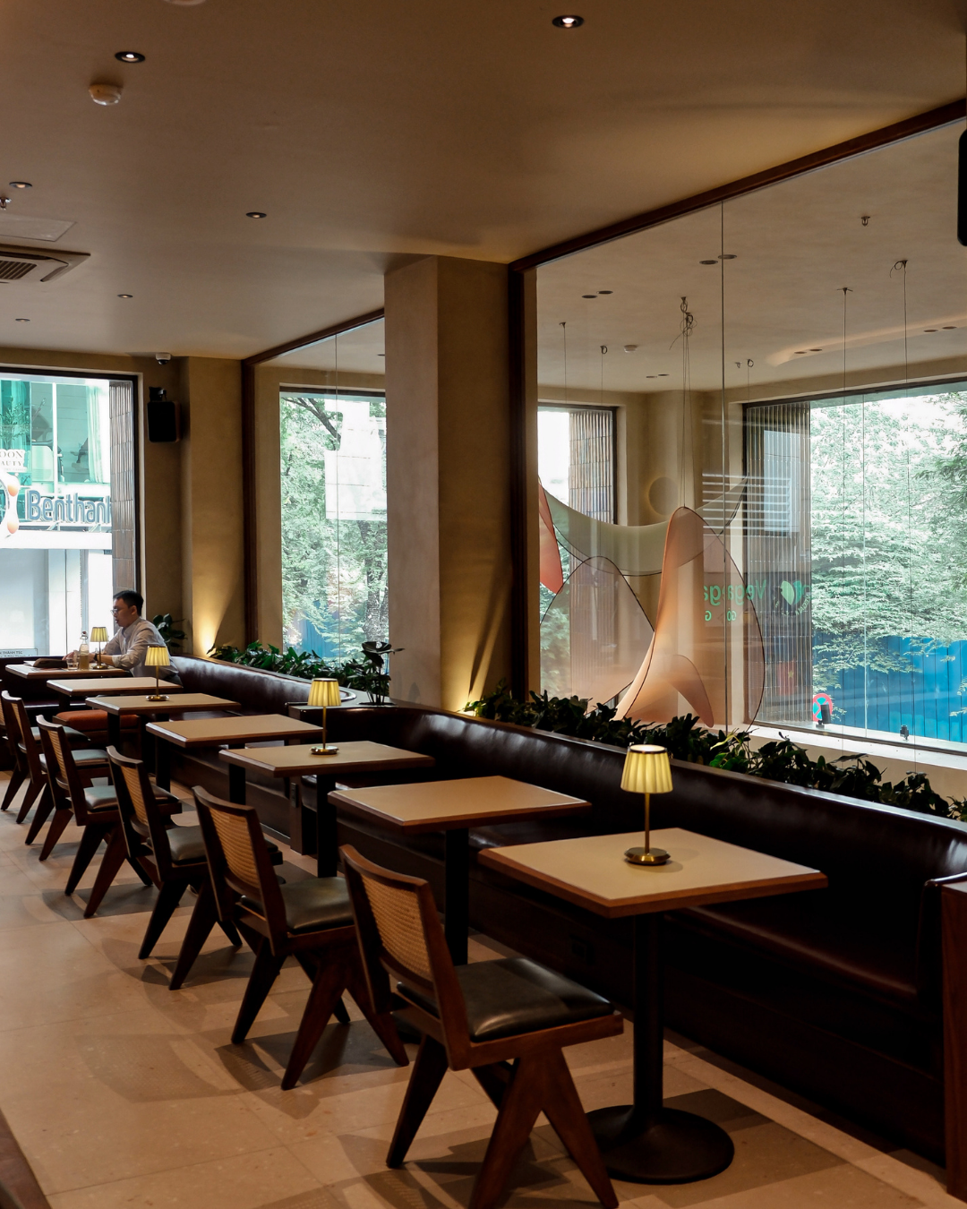 the-running-bean-ben-thanh-phan-chieu-trong-chuyen-dong-nu-architecture-design_15.png