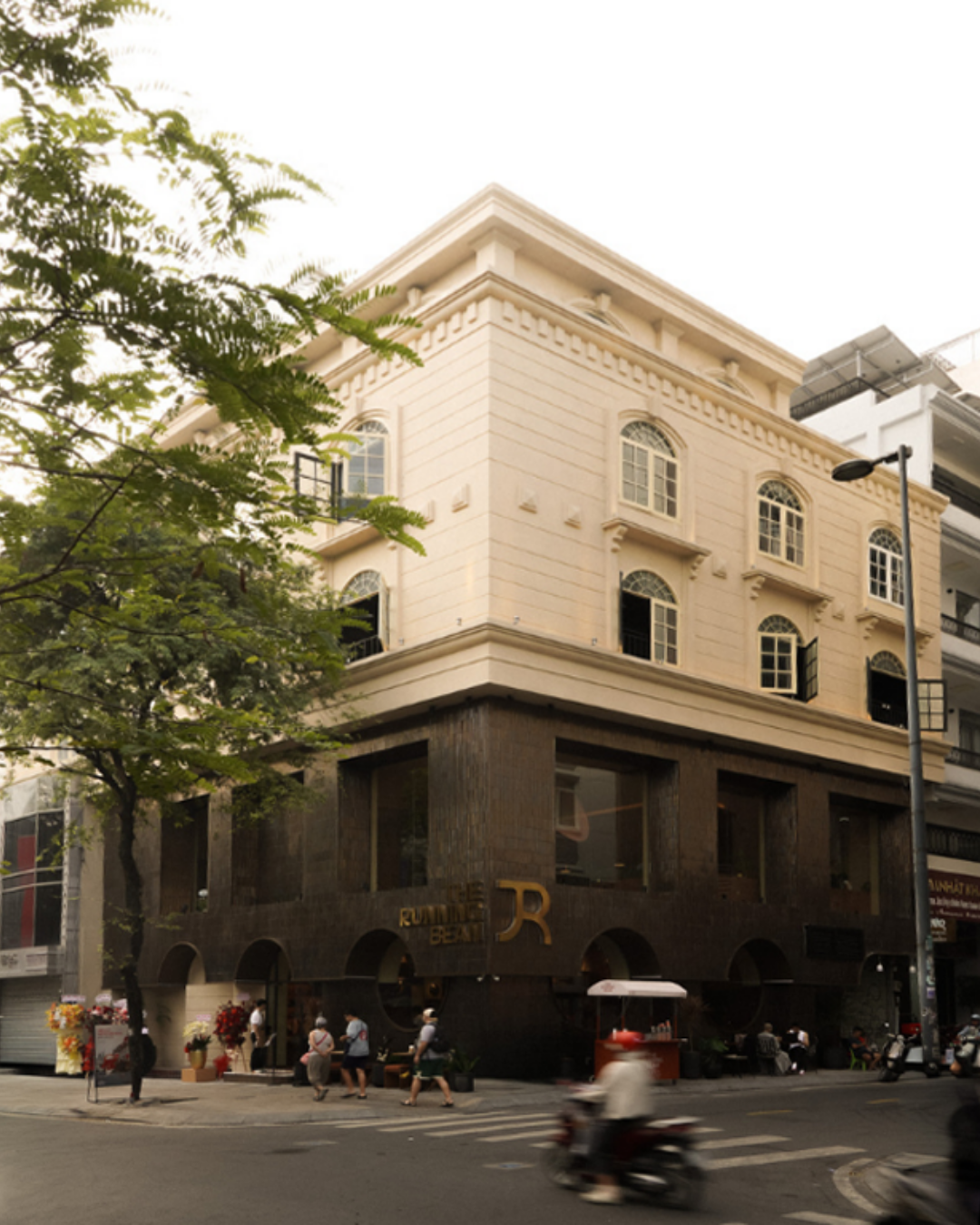 the-running-bean-ben-thanh-phan-chieu-trong-chuyen-dong-nu-architecture-design_4.png